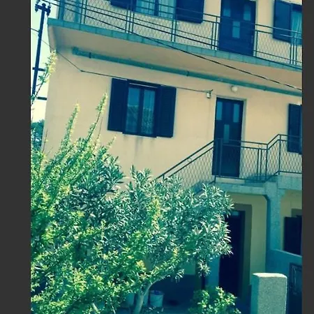 Vozana Appartement *